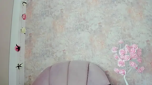 Erika Bee online show from 03-25-26, 06:46