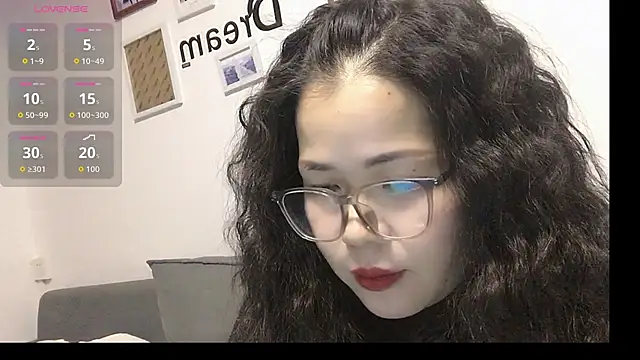 Huahua3187 online show from 11-20-25, 11:33