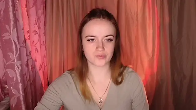 Snapshot of Illa_May chatting on 12-16-25, 07:12 Illa May online show from 12-16-25, 07:12