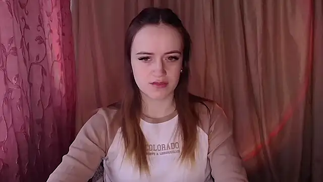 Illa May online show from 02-12-26, 06:57