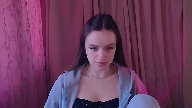 Illa May online show from 02-20-26, 07:43