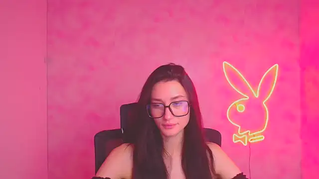 Stella XO online show from 11-22-25, 06:23