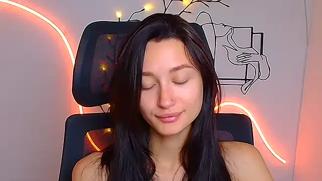 Stella XO online show from 08-04-26, 05:56