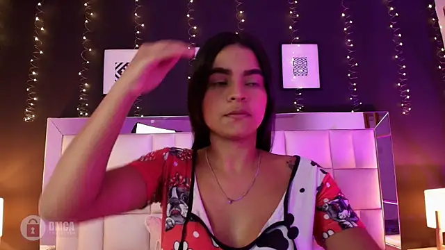 liana allen online show from 11-19-25, 02:28