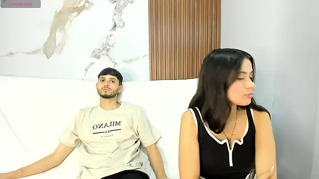Snapshot of dracke_and_zara chatting on 06-17-26, 05:01 dracke and zara online show from 06-17-26, 05:01