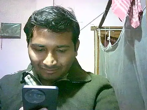 handsome12345  online show from 12-22-25, 02:44