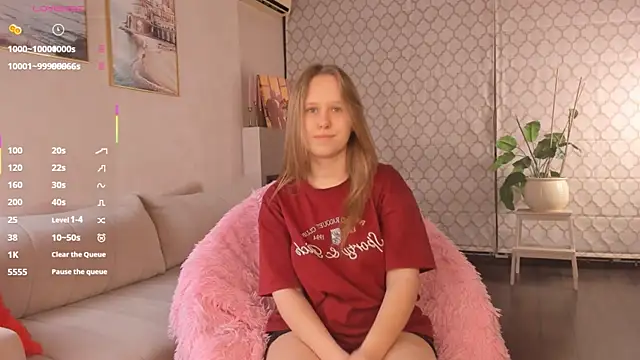 Snapshot of VoidElaris chatting on 07-06-26, 06:21 VoidElaris online show from 07-06-26, 06:21