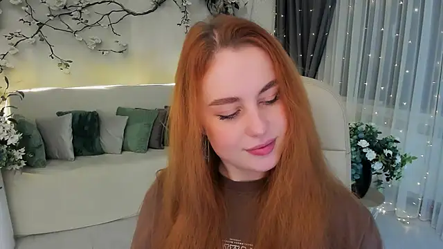 AirySilhouette online show from 11-27-25, 04:13