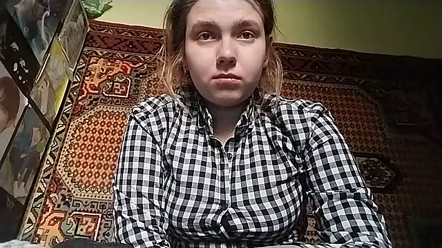 KikiBang online show from 03-25-26, 09:41