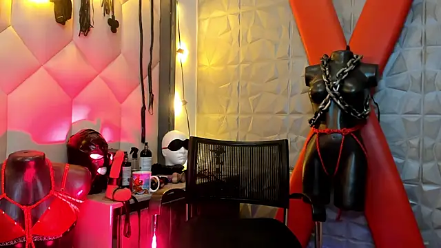 ArhyFoxx1 online show from 07-13-26, 06:40