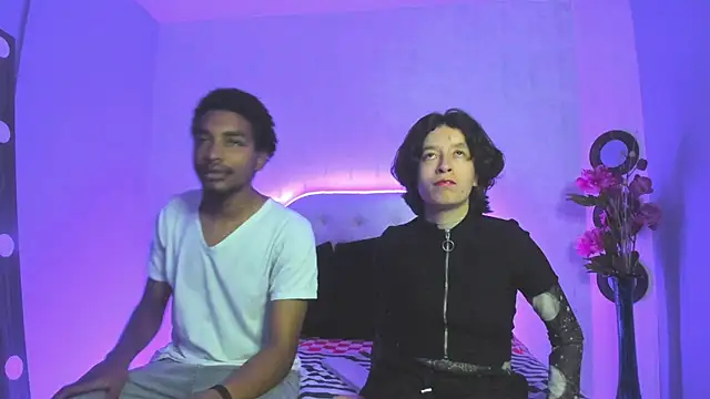 CoralAndOcean  online show from 01-06-26, 05:39