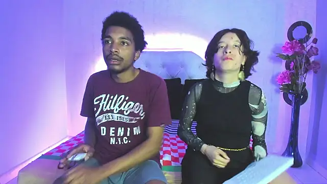 CoralAndOcean  online show from 01-10-26, 06:14