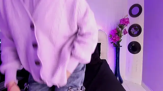 CoralAndOcean  online show from 11-29-25, 12:27