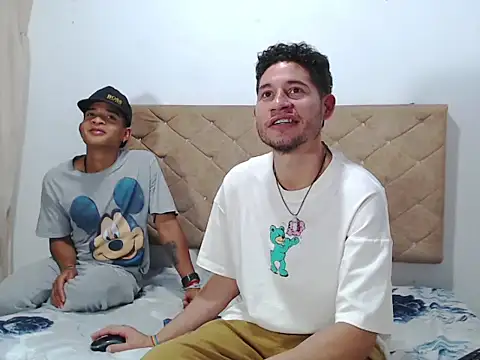 crissex3 online show from 02-10-26, 07:57