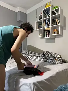 italianbaby001 online show from 02-07-26, 03:20