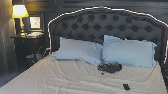 LilyLevine online show from 02-08-26, 05:05