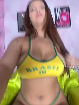 Snapshot of melyssaa23 chatting on 06-20-26, 01:54 melyssaa23 online show from 06-20-26, 01:54