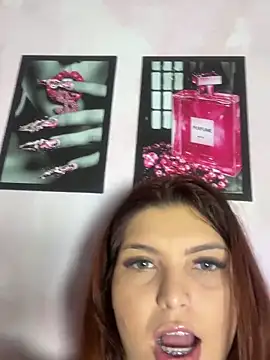 Snapshot of melyssaa23 chatting on 06-14-26, 02:24 melyssaa23 online show from 06-14-26, 02:24
