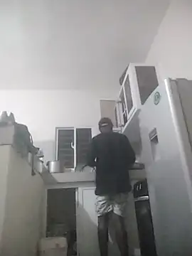 laperson online show from 02-26-26, 12:43