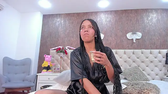 Snapshot of DaimondJohnson chatting on 04-06-26, 05:30 DaimondJohnson online show from 04-06-26, 05:30