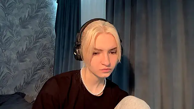 Cindi Jacobs online show from 11-24-25, 02:39