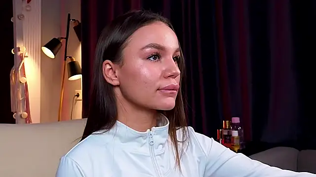 Tiffany Sweetie online show from 01-18-26, 11:46