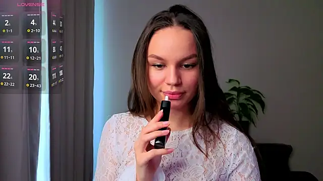 Tiffany Sweetie online show from 03-14-26, 12:00