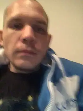 Spielzeugtwink online show from 05-19-26, 09:44