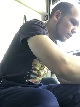 Spielzeugtwink online show from 04-27-26, 12:47