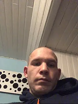 Spielzeugtwink online show from 11-26-25, 12:21