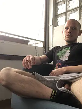 Snapshot of Spielzeugtwink chatting on 07-19-26, 04:37 Spielzeugtwink online show from 07-19-26, 04:37