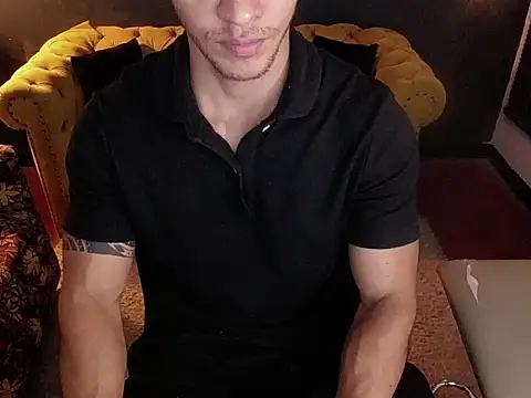 Snapshot of tayler_luke chatting on 12-23-25, 01:27 tayler luke online show from 12-23-25, 01:27