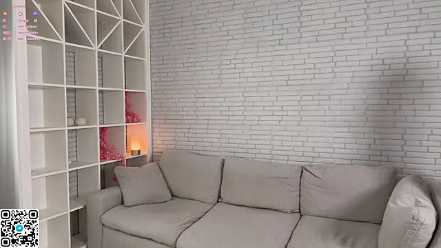 KissYourTessa online show from 06-19-26, 02:17