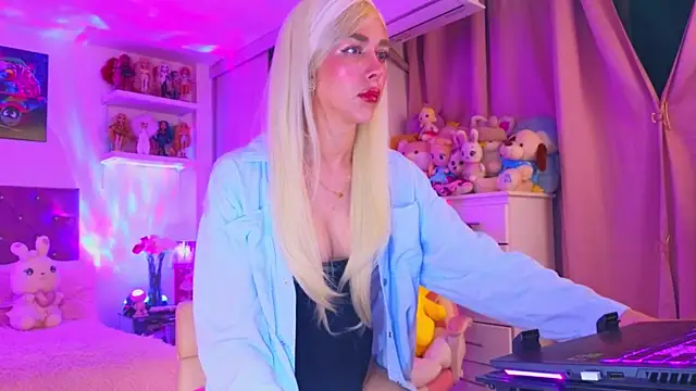 MadamBarbiee online show from 01-08-26, 12:27