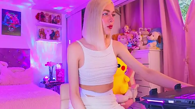 MadamBarbiee online show from 01-06-26, 10:03