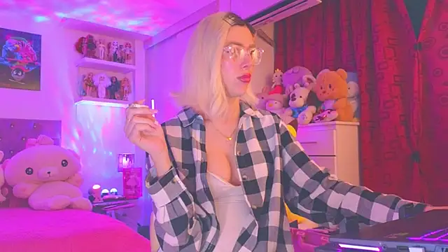 MadamBarbiee online show from 11-28-25, 11:05