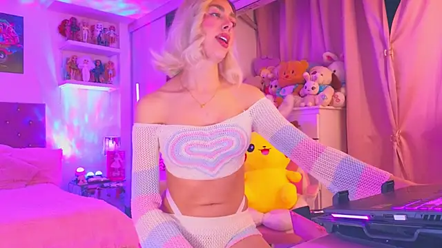 MadamBarbiee online show from 12-15-25, 01:11