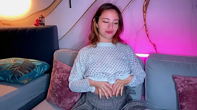 princess of attention online show from 12-17-25, 05:29