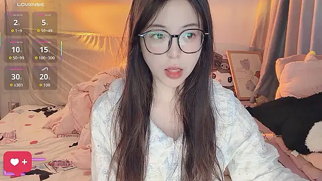 Snapshot of -Angela chatting on 01-13-26, 11:19 -Angela online show from 01-13-26, 11:19