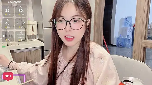 Snapshot of -Angela chatting on 02-10-26, 03:44 -Angela online show from 02-10-26, 03:44