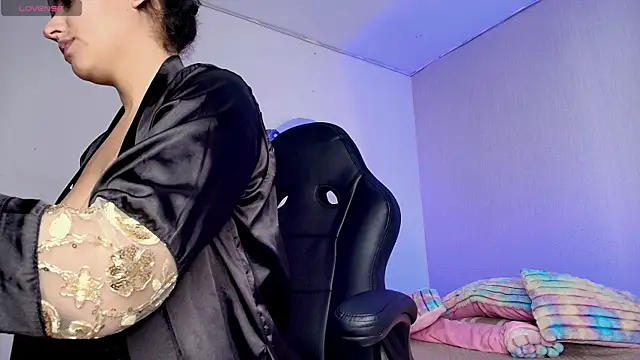 Aria Kitty online show from 01-06-26, 08:02