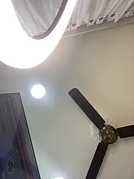 Aria Kitty online show from 11-29-25, 11:54