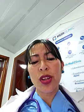 JustSamantha  online show from 04-07-26, 11:12