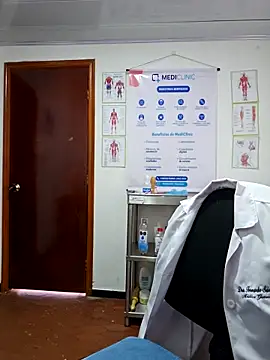 Snapshot of JustSamantha_ chatting on 02-22-26, 12:18 JustSamantha online show from 02-22-26, 12:18