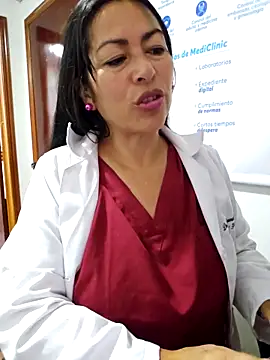 JustSamantha  online show from 04-08-26, 11:12