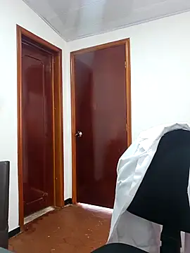 JustSamantha  online show from 12-19-25, 01:35