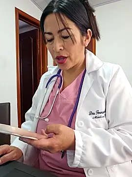 JustSamantha  online show from 12-22-25, 02:28