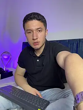 Snapshot of Ethan-Connor chatting on 11-20-25, 08:31 Ethan-Connor online show from 11-20-25, 08:31