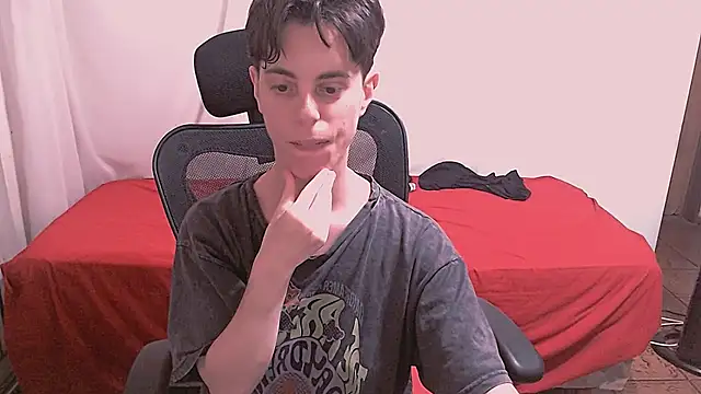 yuyitohairy online show from 11-26-25, 02:55