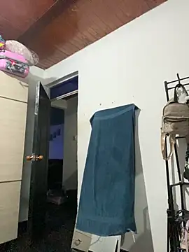 Annaa Hott online show from 12-01-25, 07:09